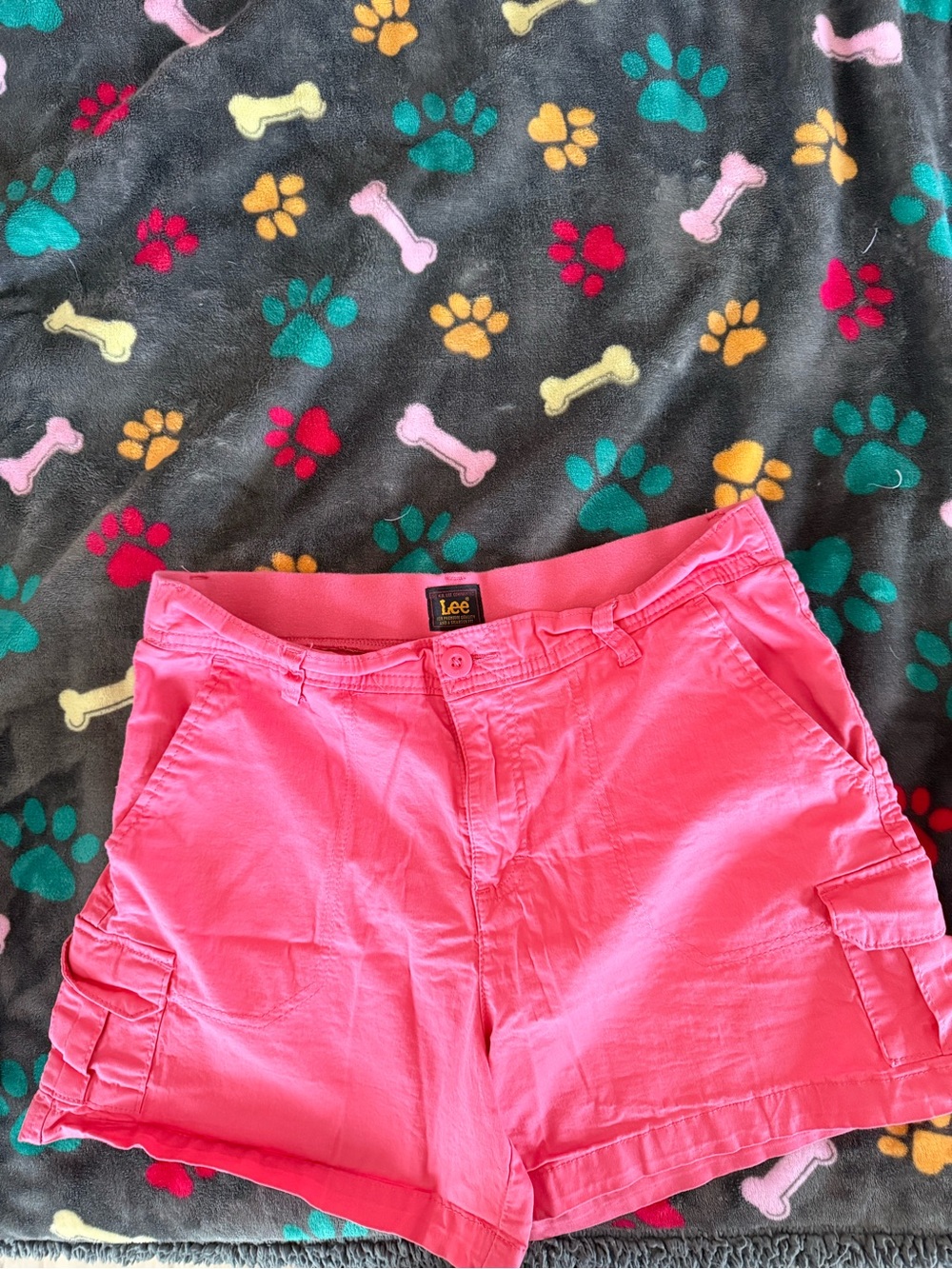 Lee Khaki Cargo Shorts with Pink Nail Accent